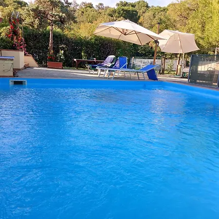 Villa Paradiso *
